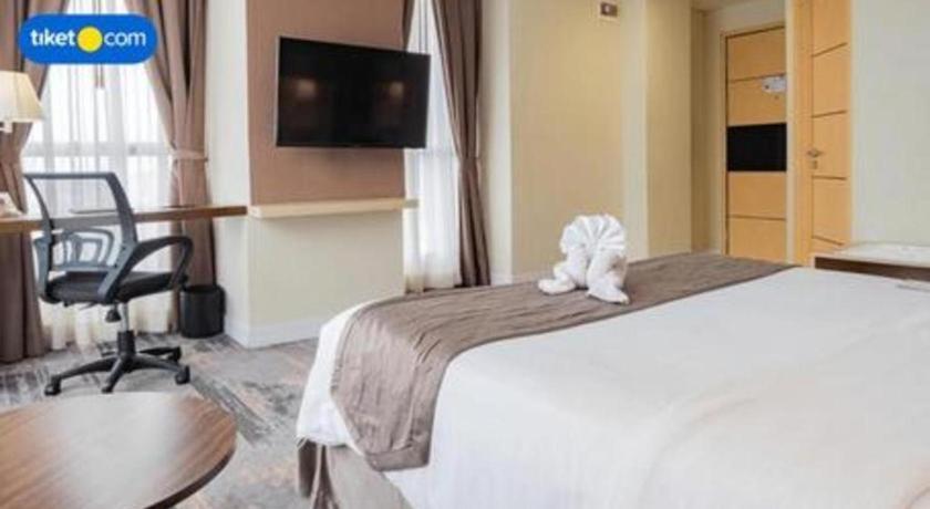 Hotel Grandhika Pemuda Semarang Kültér fotó